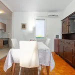 Apartmán 1 Bedroom Amazing In